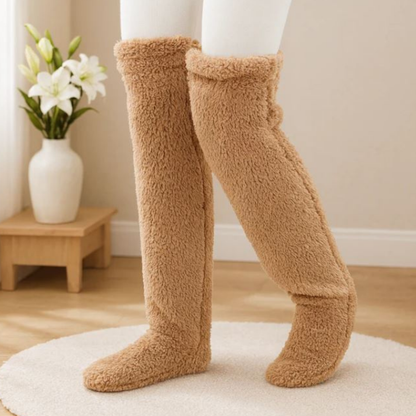 Kışlık Pelus Uzun Çorap